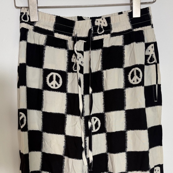 Urban Outfitters Black and Cream Checkered Pants Small - Picture 3 of 7